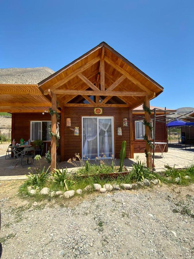 Cabanas Vicuna Cielo De Peralillo - Valle De Elqui Ngoại thất bức ảnh