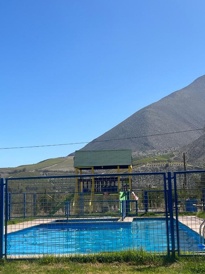 Cabanas Vicuna Cielo De Peralillo - Valle De Elqui Ngoại thất bức ảnh