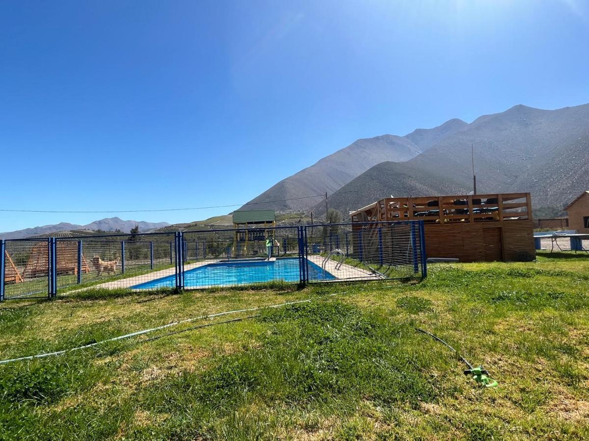Cabanas Vicuna Cielo De Peralillo - Valle De Elqui Ngoại thất bức ảnh